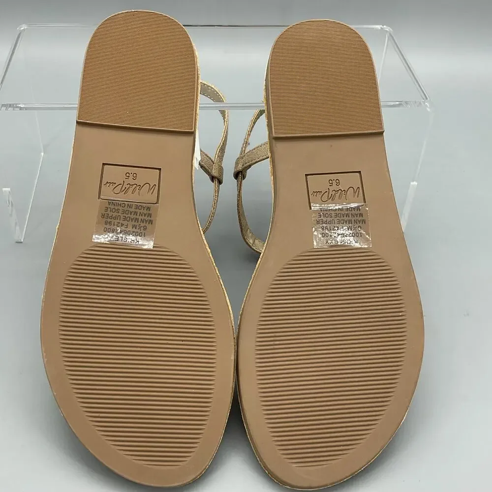 NEW Wild Pair Women’s Krisleyy Thong Sandals Gold Size 6.5M